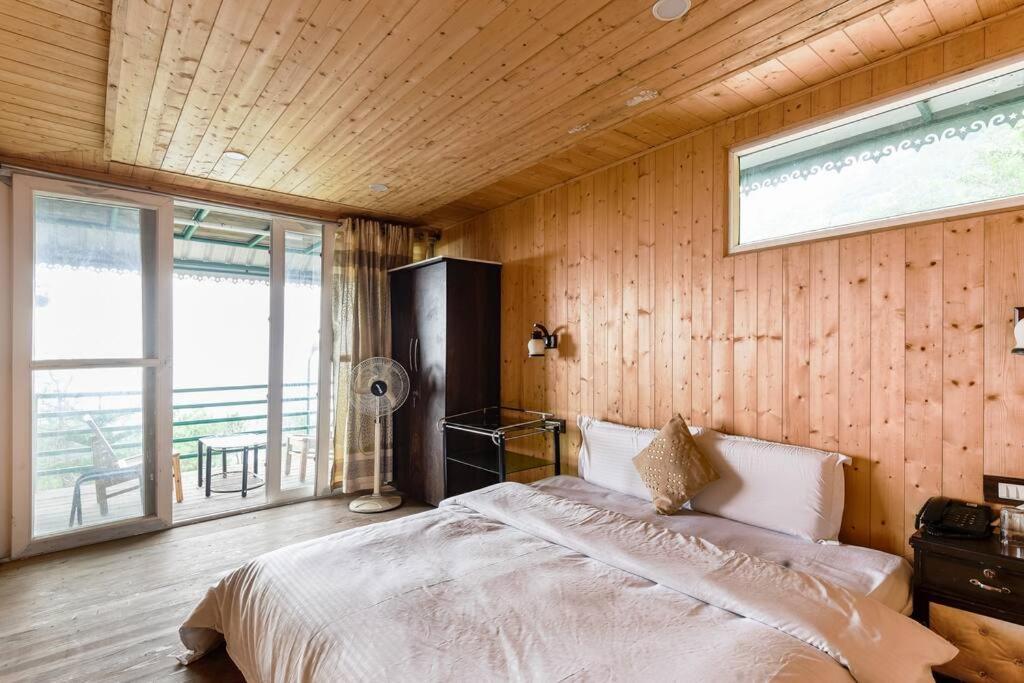 Kasauli Cascade A Cheerfull 4 Bedroom Challet מראה חיצוני תמונה