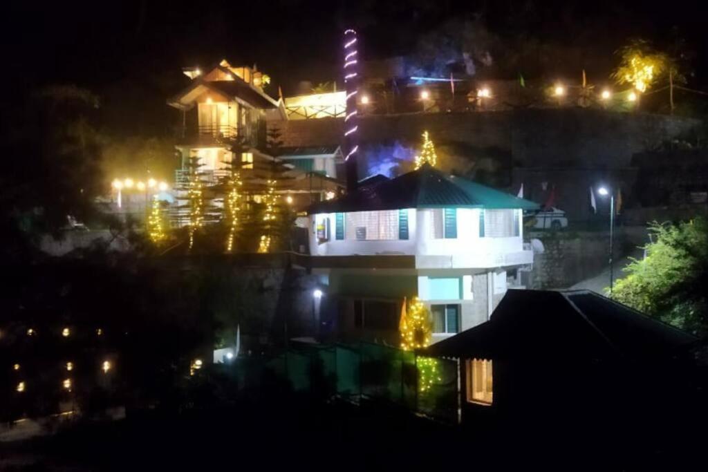 Kasauli Cascade A Cheerfull 4 Bedroom Challet מראה חיצוני תמונה